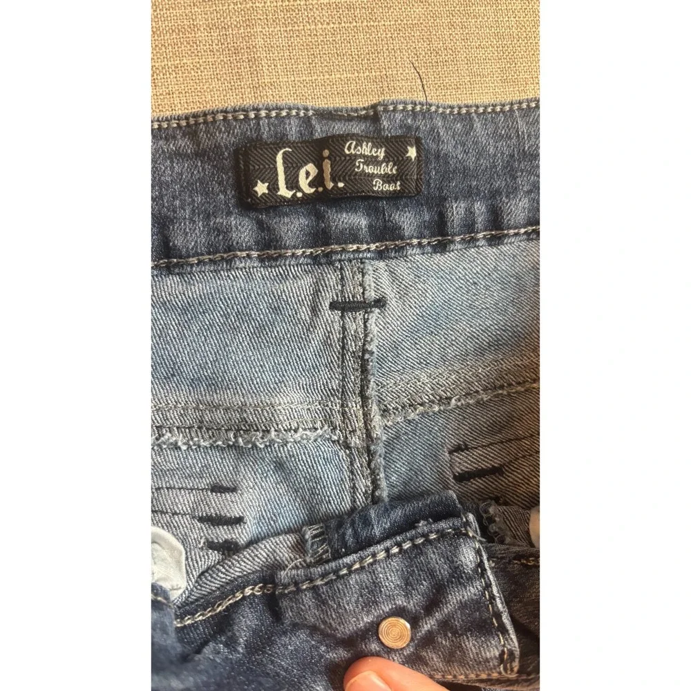 LEI‎ Ashley Trouble Bootcut Y2K Denim RN89083 Vtg